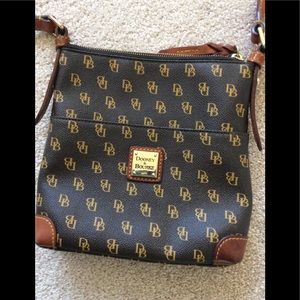 Dooney & Bourke bag